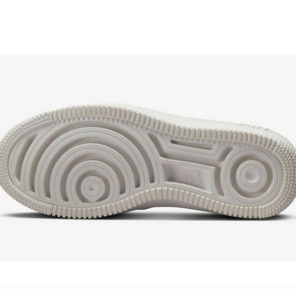 Womens Nike AF 1 Platform shoes DZ5197-100 White Green Pink Sz 10 sneaker - Picture 5 of 12